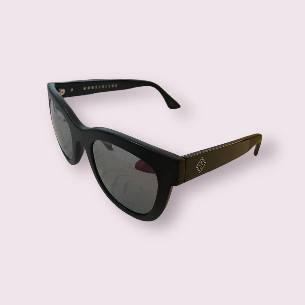 Stone‎ Cold Fox x Wonderland Colony Black Sunglasses